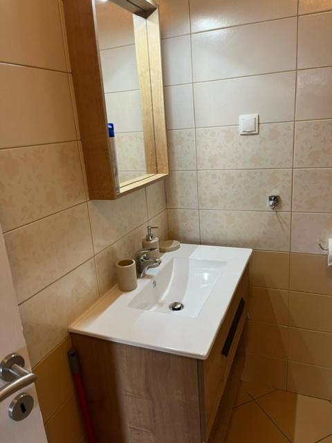 Apartman Laura ดรามัลย์ ห้อง รูปภาพ